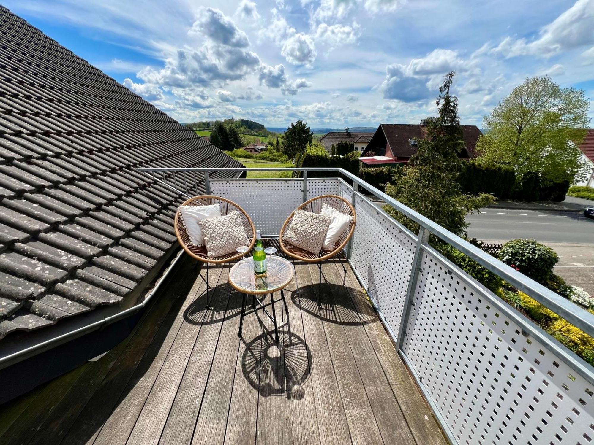 Stadtoase Fulda Mit Flair - Whirlpool, Balkon, 2Xparkplaetze, Highspeed Wlan Εξωτερικό φωτογραφία